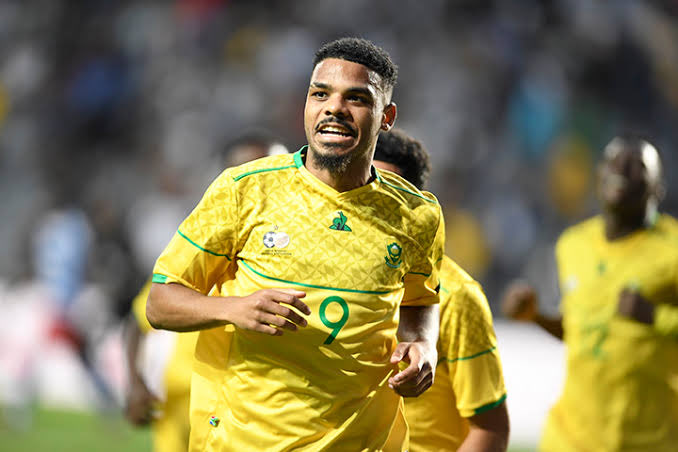 KXFLAMERSA's tweet photo. @Nthapelengshai I am an Orlando Pirates fan. Sure, he really deserves to be in the squad, but this below here is a scam 👇🏾.” https://t.co/hM4BVrYSLp