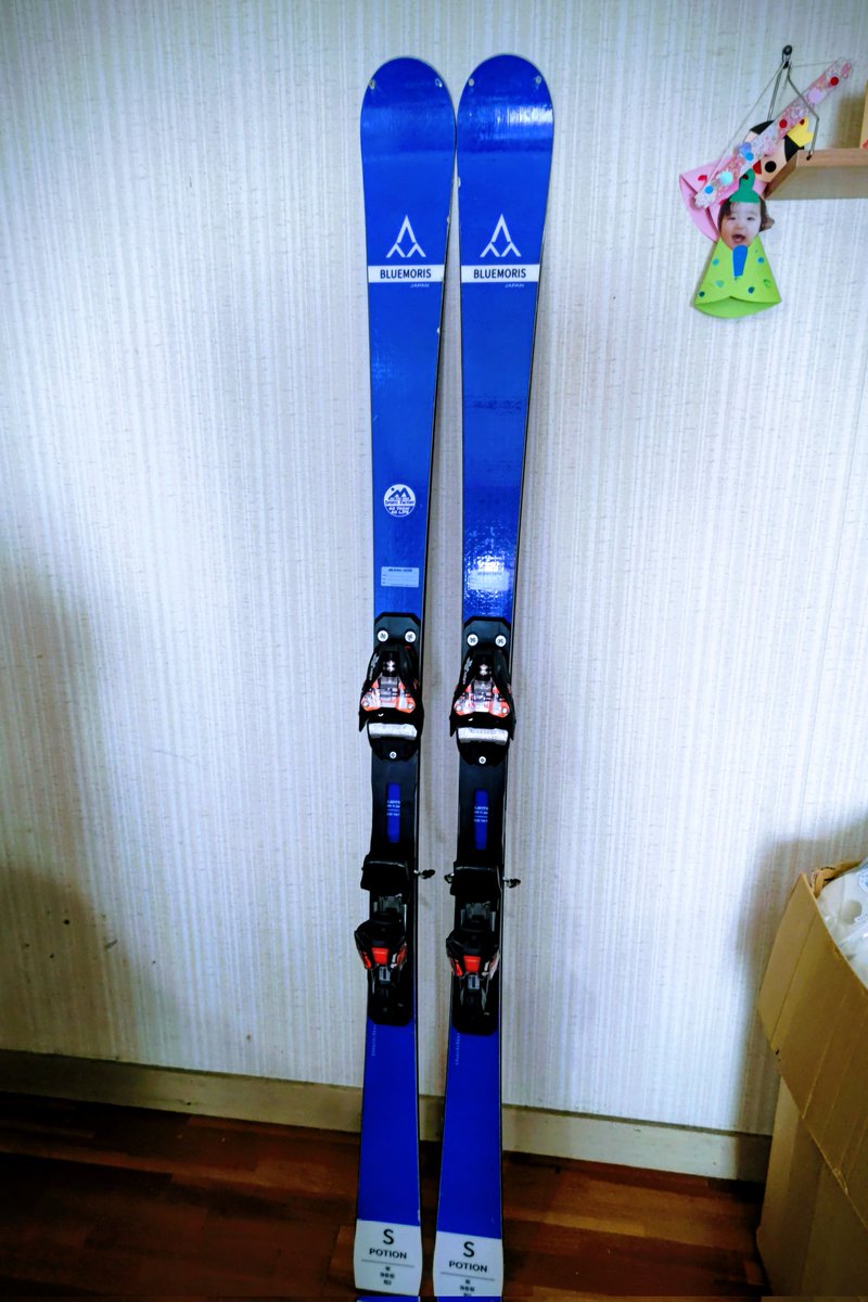 かっぱー@Colored Snow 今シーズン滑走日数72日 tweet media