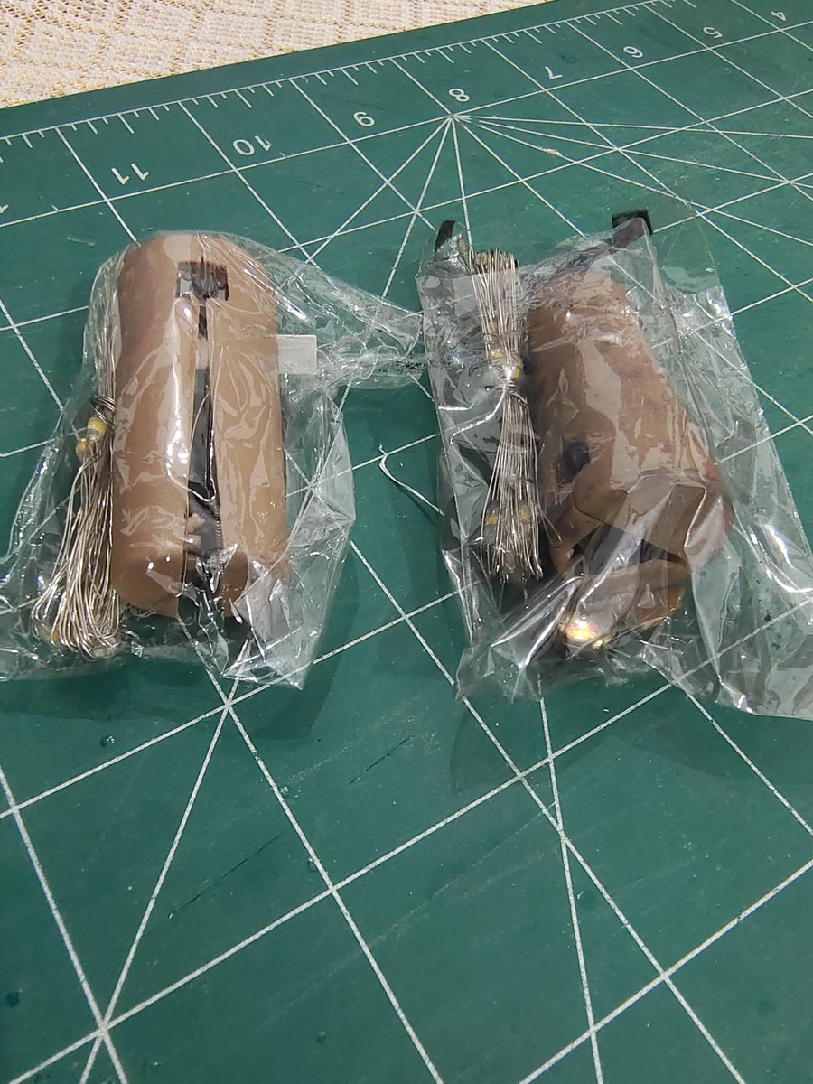 Itsdidarul's tweet photo. @FlipkartSupport @flipkart @jagograhakjago Flipkart nightmare! First parcel damaged cork lights (pic proof), replacement cancelled NO reason! Support ignores chats/calls. Tracking FMPB53834913 order id OD336872295568975100 , take immediate action asap. https://t.co/j4nvIqEpot