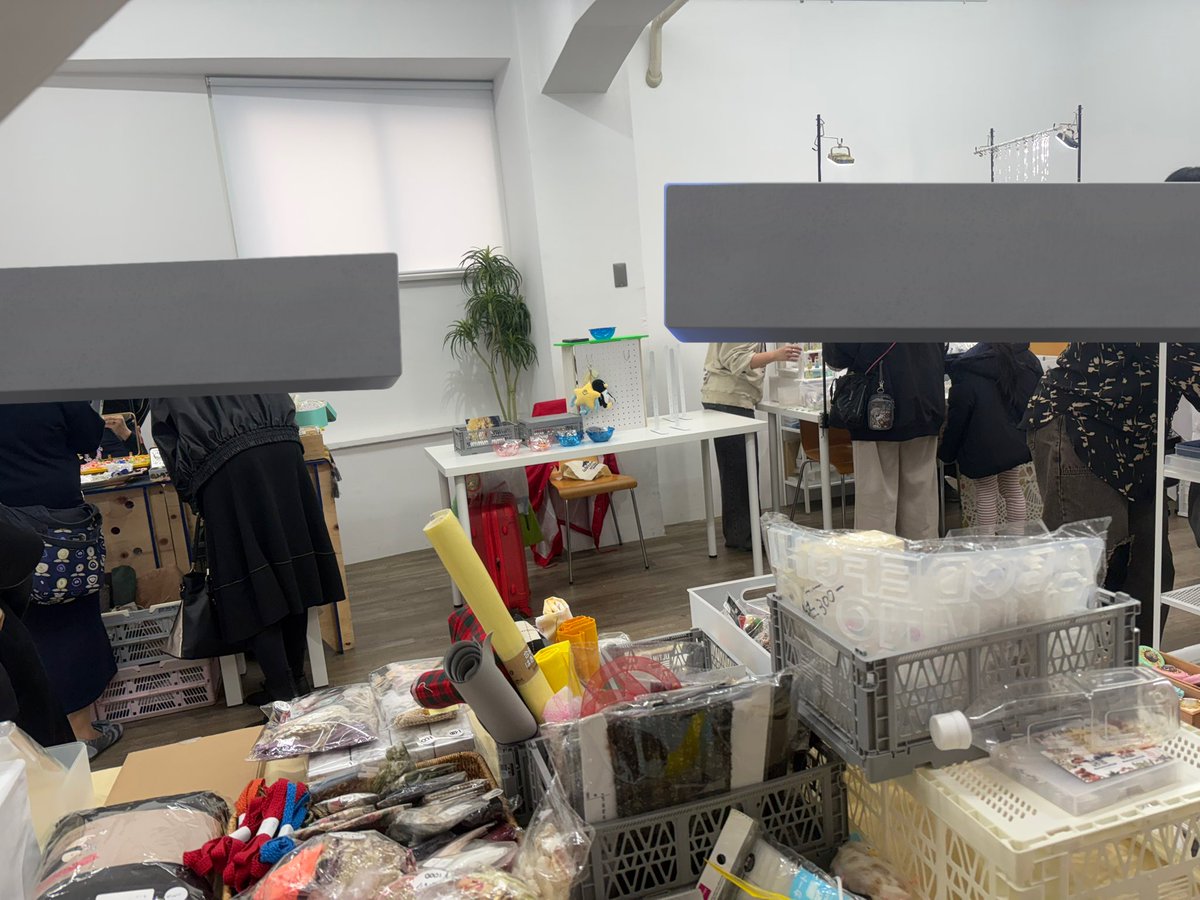 mimirin0228's tweet photo. 今日は #アトリエフリマ
に出店してきましたー😊
めちゃくちゃ楽しくて時間があっとゆーまに過ぎました
周りの作家様はすごい方々で、刺激も沢山頂きました♡
誘ってくれたパニパニさんありがとう😊
@SHOCO4 
マルシェと販売会に向けて作品また作ります🍀*゜
とにかく楽しかった♡ https://t.co/bZaHlXBSnB
