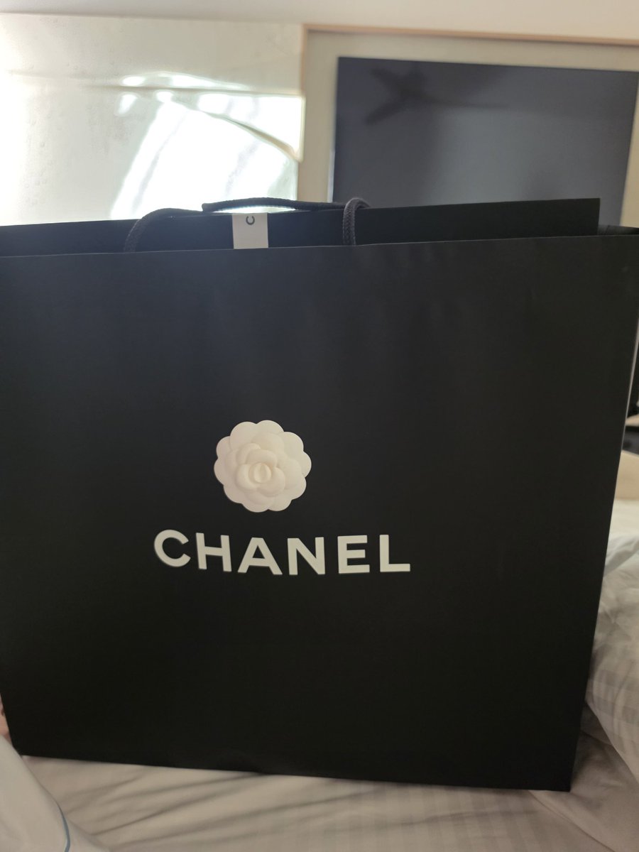 la patrona tweet media