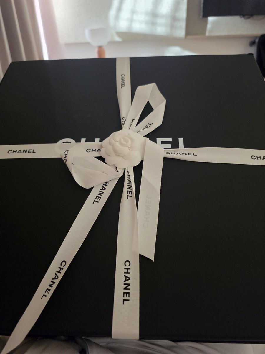 la patrona tweet media