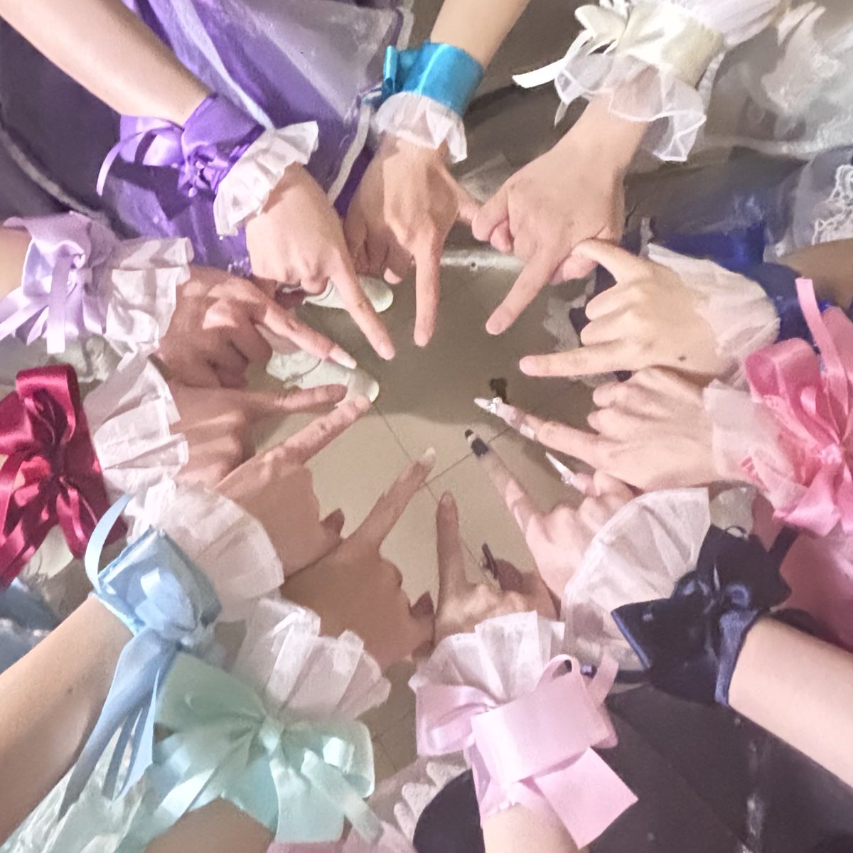 純白のアスター tweet media