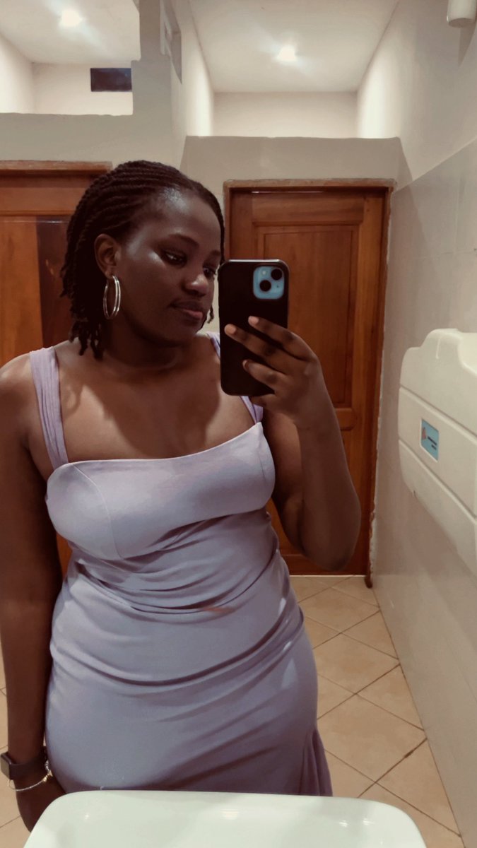 Poshglitz🇺🇬 tweet media