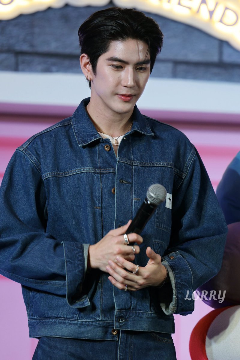 Lorry_jjyp tweet media