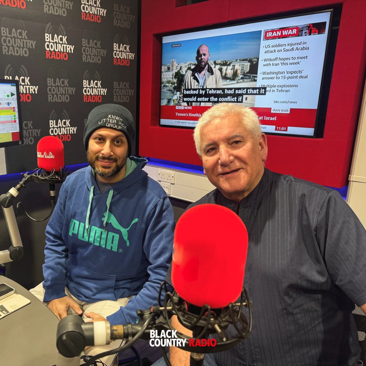 WeAreBCR's tweet photo. On this week’s #BlackCountryWeek with Paul Collins:

- Shaz Saleem talks about his work with The Saleem Foundation and a certain charity boxing match later this year… 🥊
- Cllr Patrick Harley discusses the big stories from around the Black Country

📲 https://t.co/UBAiu3Asgj https://t.co/vRyy8RCc3T