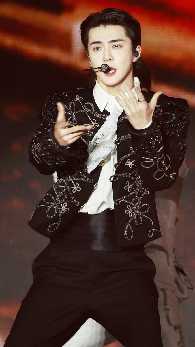 ⋆. 𐙚˚࿔𝓐𝓥𝓐 𝜗𝜚˚⋆ tweet media