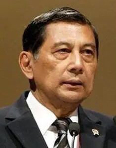 Henri Subiakto tweet media