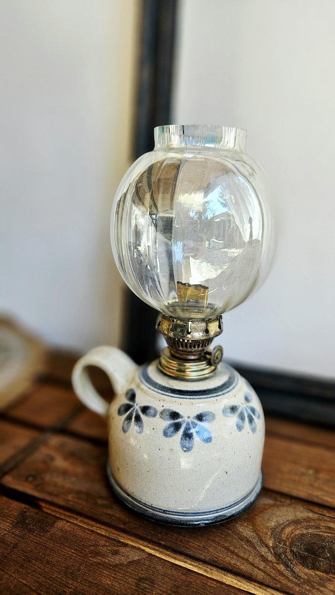 Elaine Lóre 🎨 ŠPACHTlalka vlastních světů tweet media