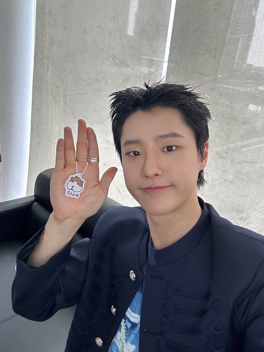 woodz fit tweet media