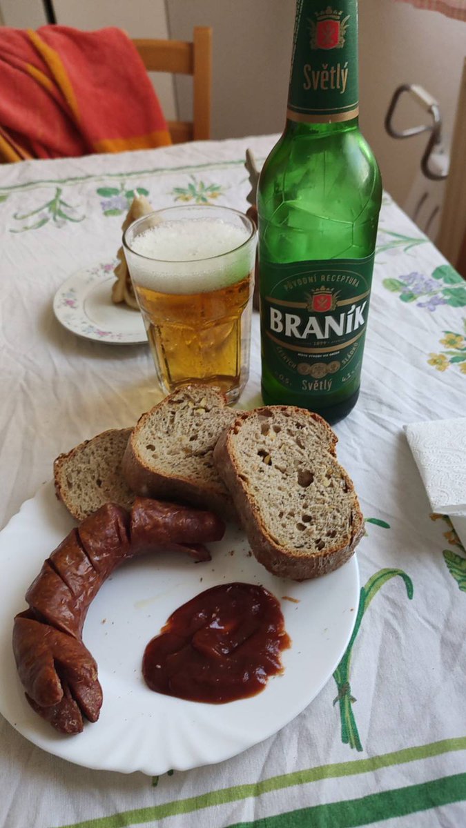 Topinka🥪🧟‍♀️ tweet media