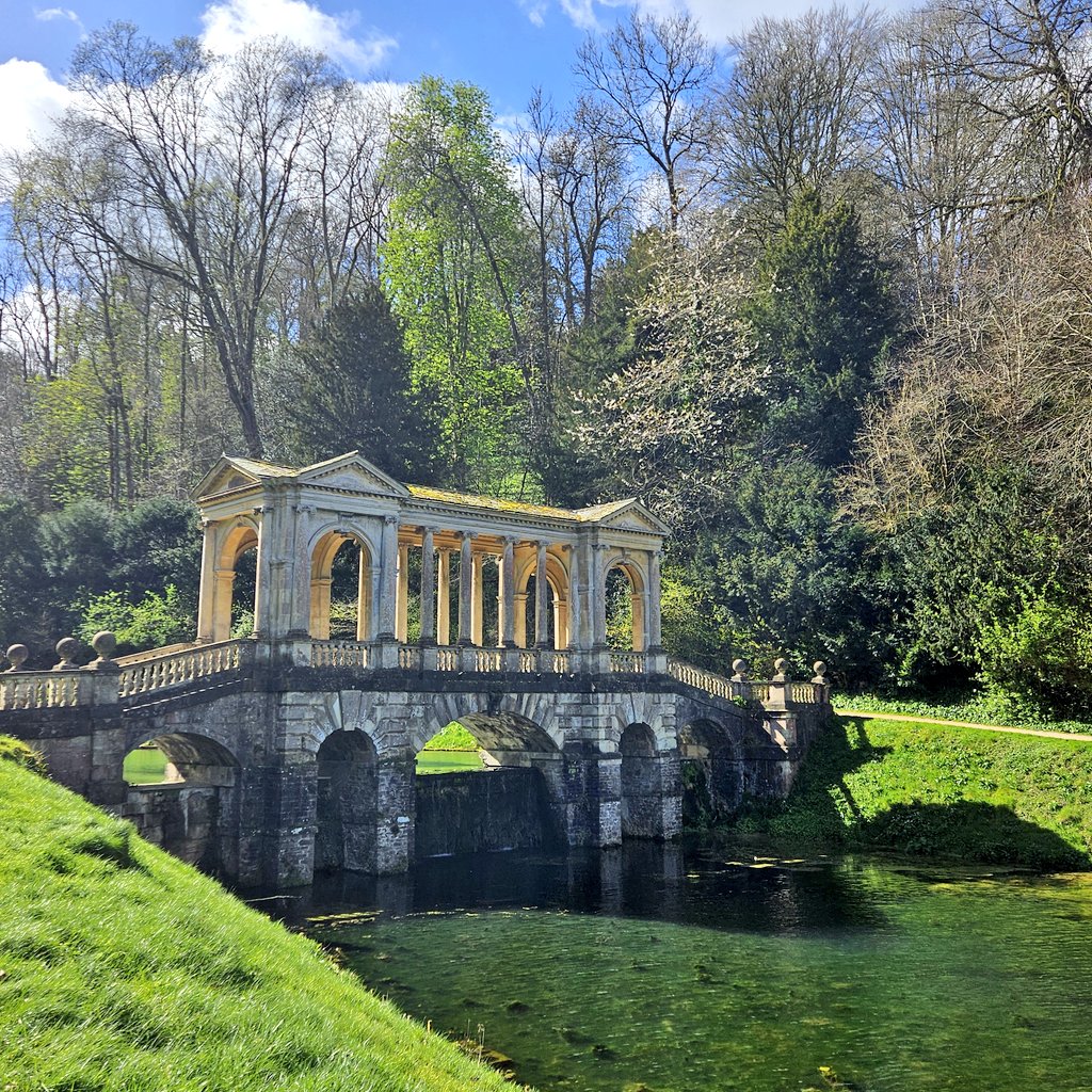 * ℱ𝐫𝐚𝐧𝐜𝐞𝐬𝐜𝐚. tweet media