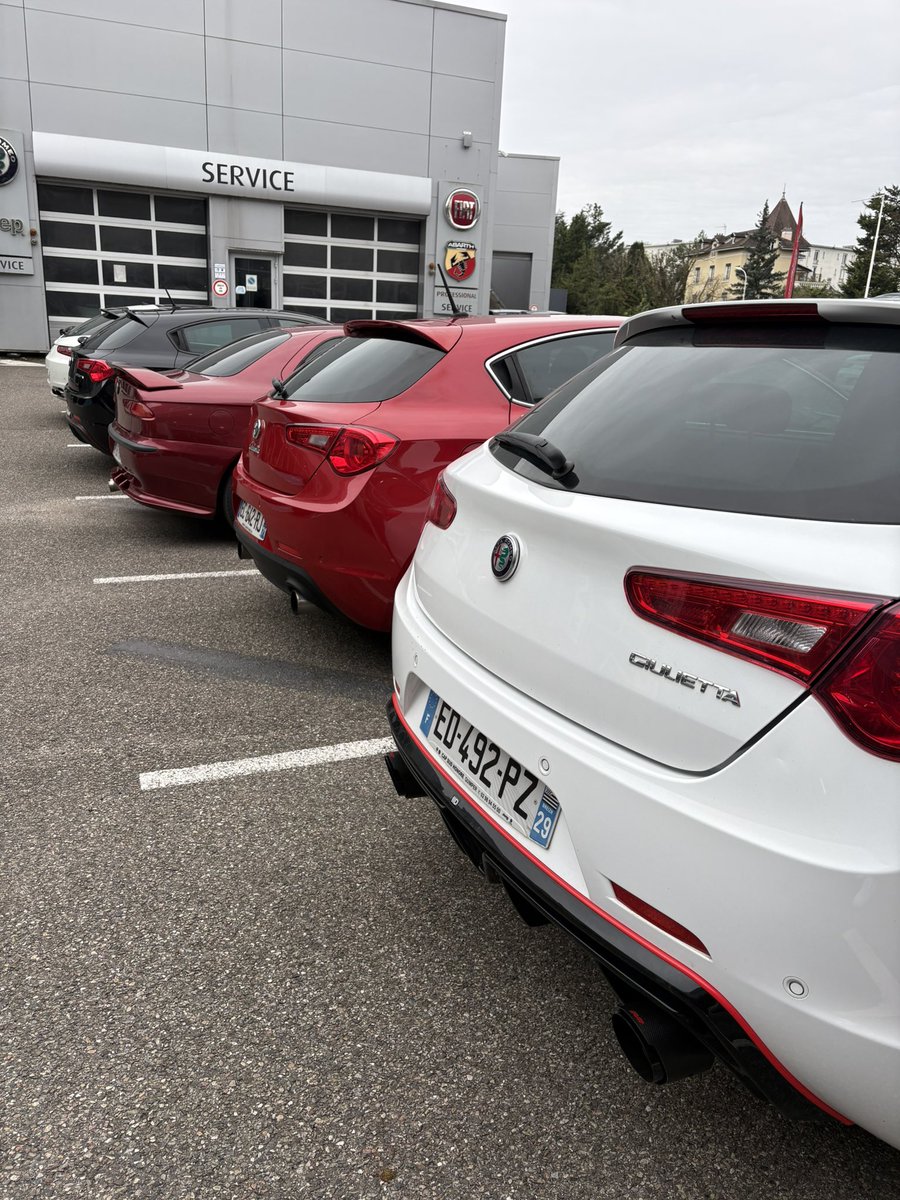 Les Cylindres tweet media