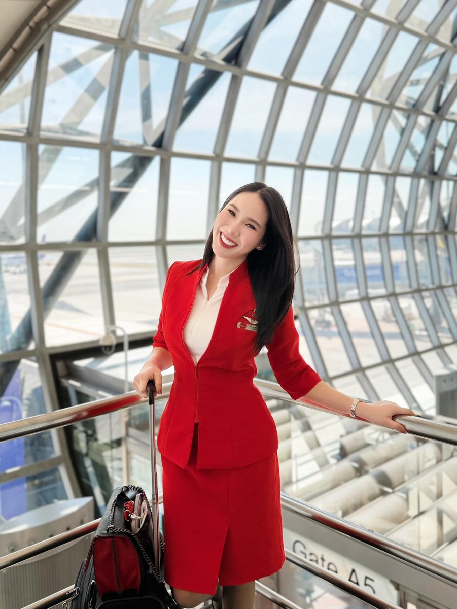 GirlMagazine tweet media