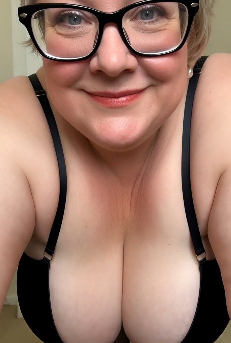 British MILFs and BBWs 🇬🇧 tweet media