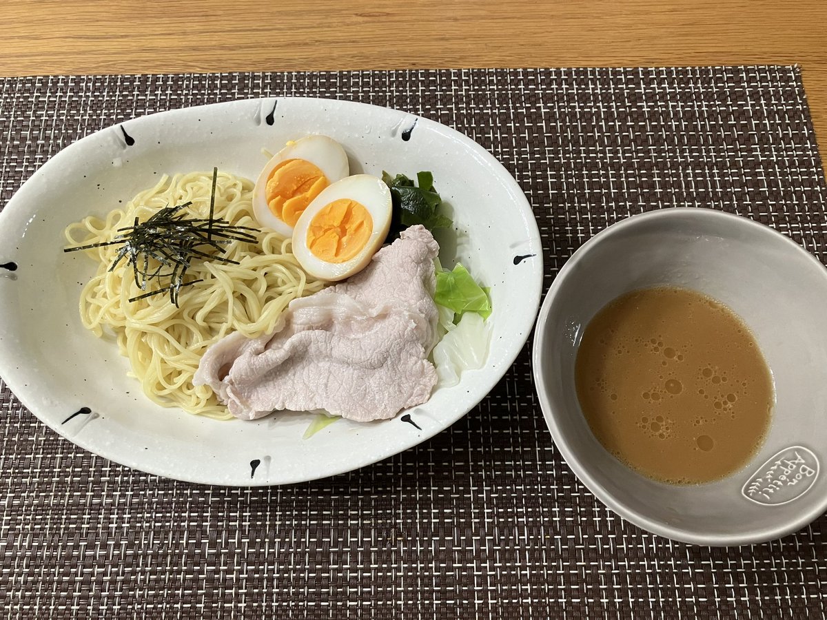 幸造 tweet media