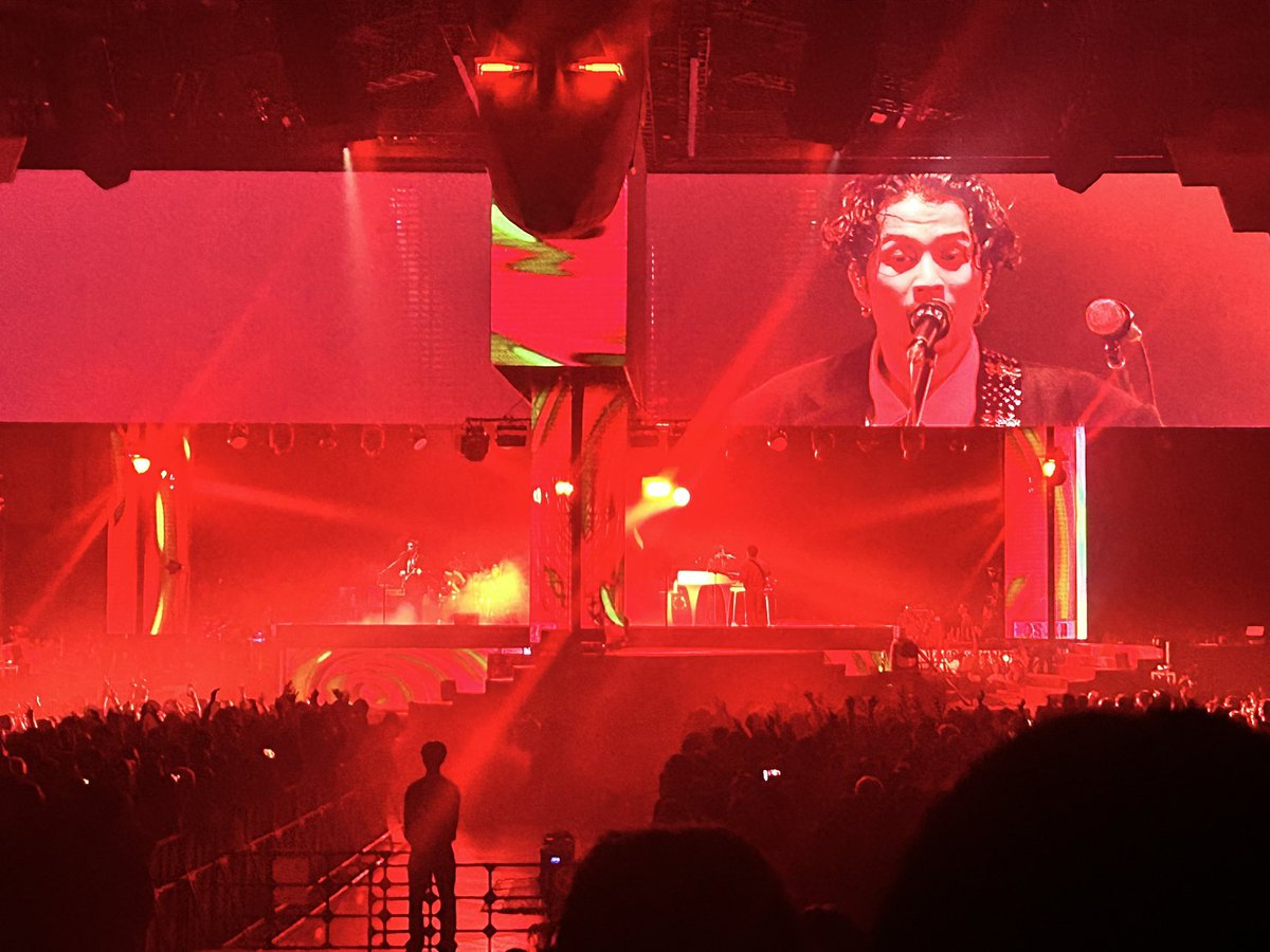 ティア tweet media