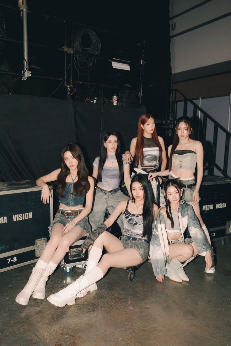 tang sati tang sati tweet media