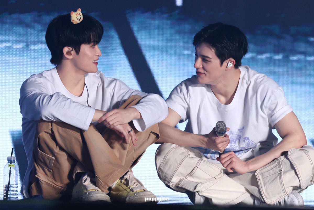 poppyjen tweet media