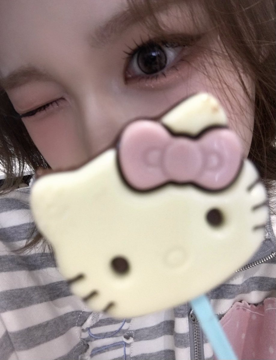 애플이 tweet media