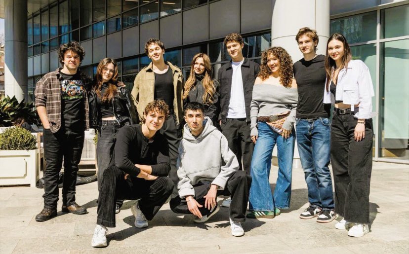 beyza🦒 tweet media