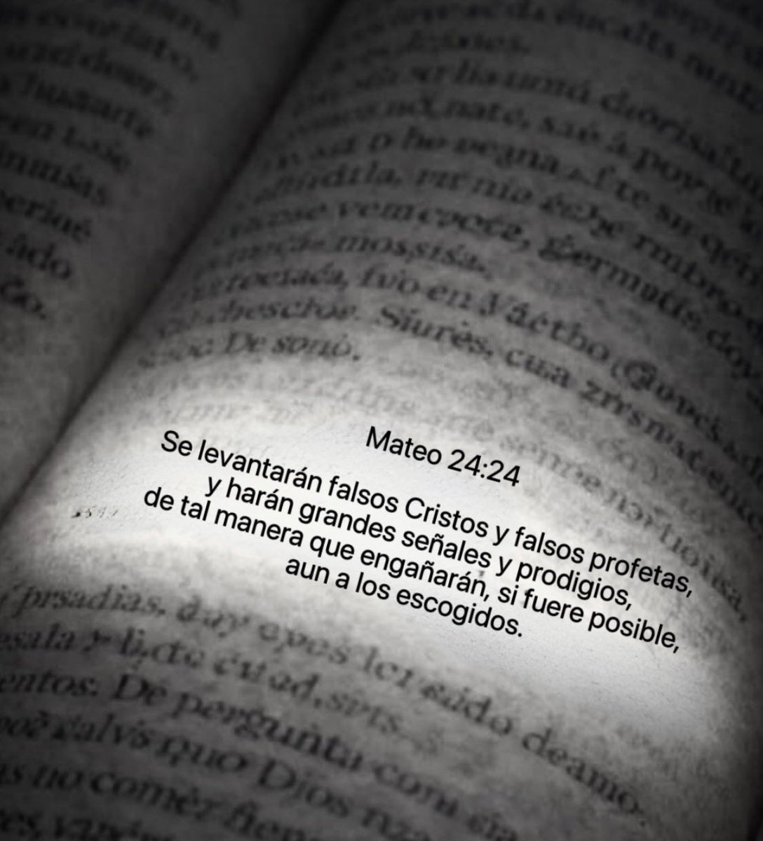 Dios en LETRAS tweet media