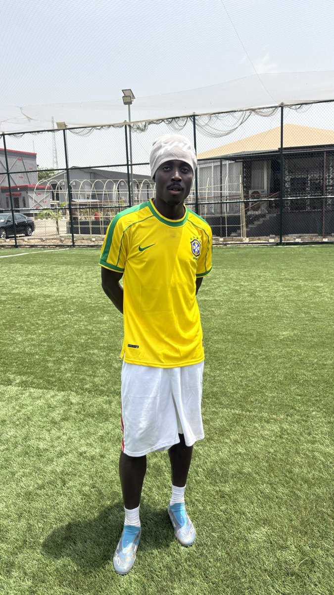 Cleverly 💐 tweet media