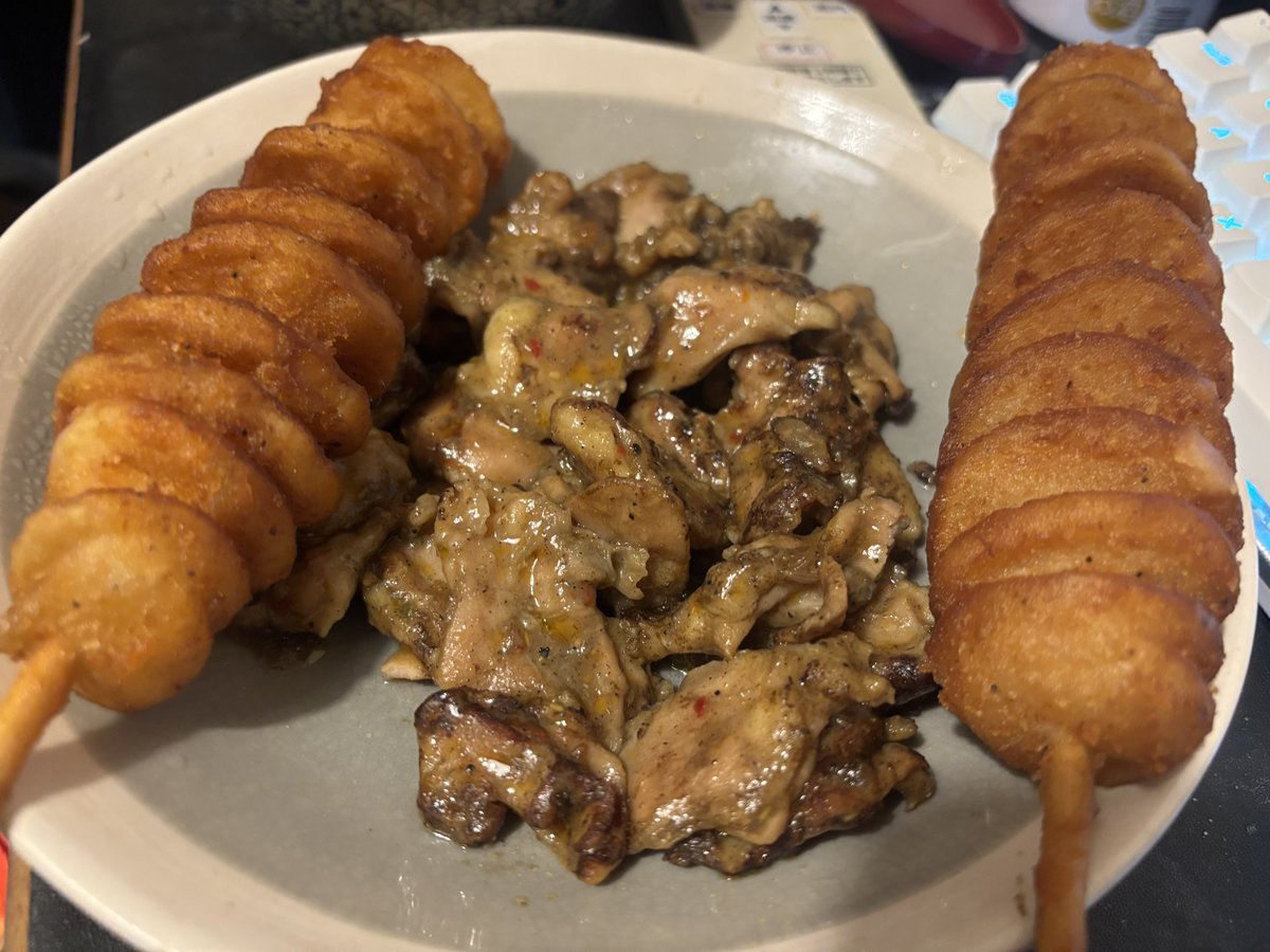 收放君 tweet media