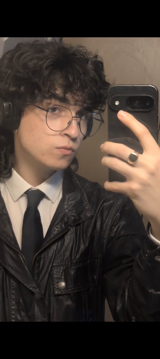 Apollo 🇬🇧🥀 tweet media