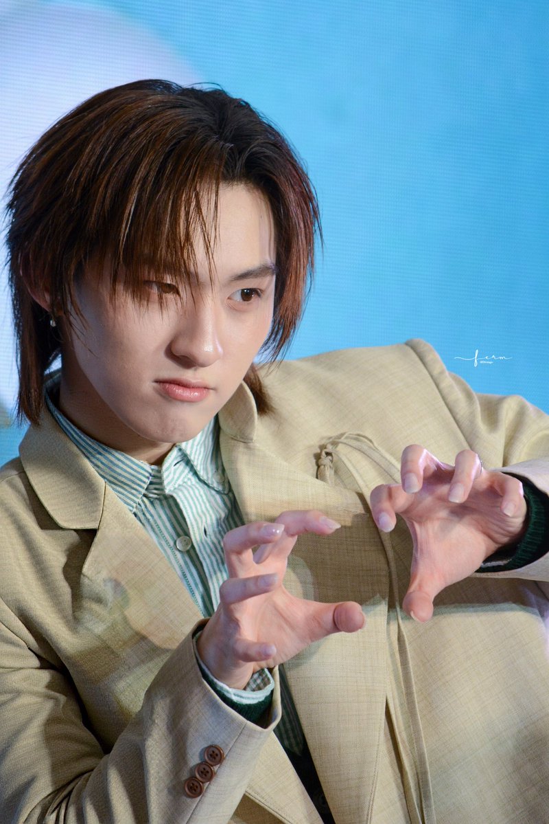 ฟ.เฟิร์นเดินตากลม tweet media