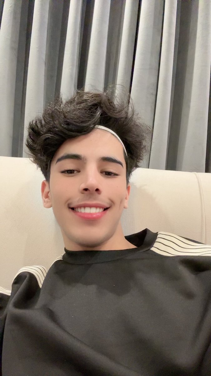 SulTAN | اينعم سلطان tweet media