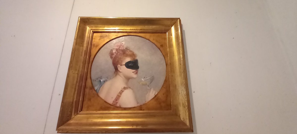 LadyHalcón tweet media