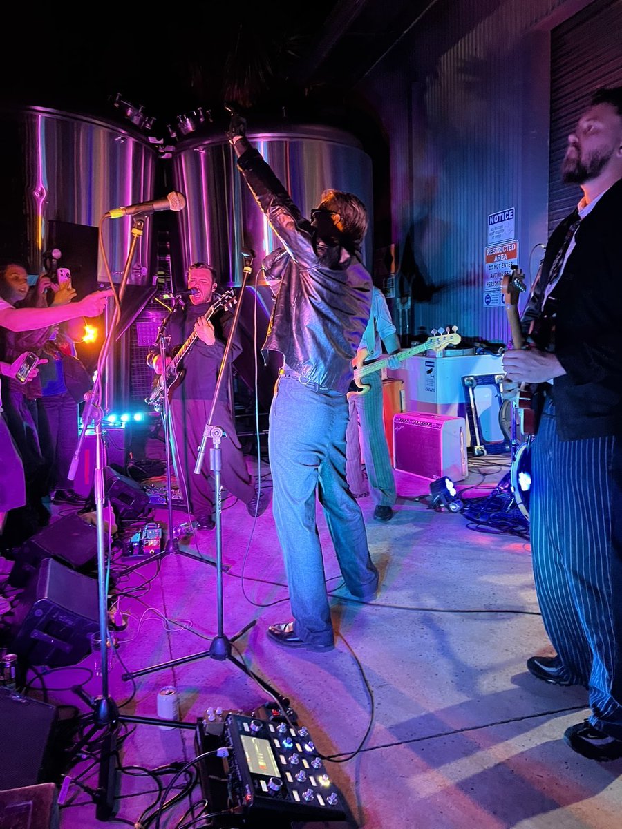 °•Evil Renny•°|Will Byers| tweet media