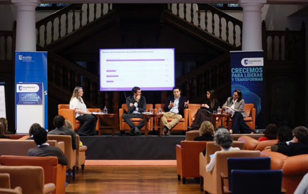 Asier_68's tweet photo. 📌 Muchas gracias a los ponentes y a todos los asistentes a la jornada “Inside out: a 360º approach to firm internationalisation”, organizada por @AlumniDBA y @deustoDBS, con el apoyo de la Fundación Vizcaína Aguirre.
https://t.co/4UTwgde5lr
@deusto https://t.co/SIOjbzTEwc