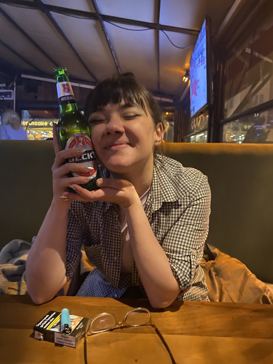 dark jeanne tweet media