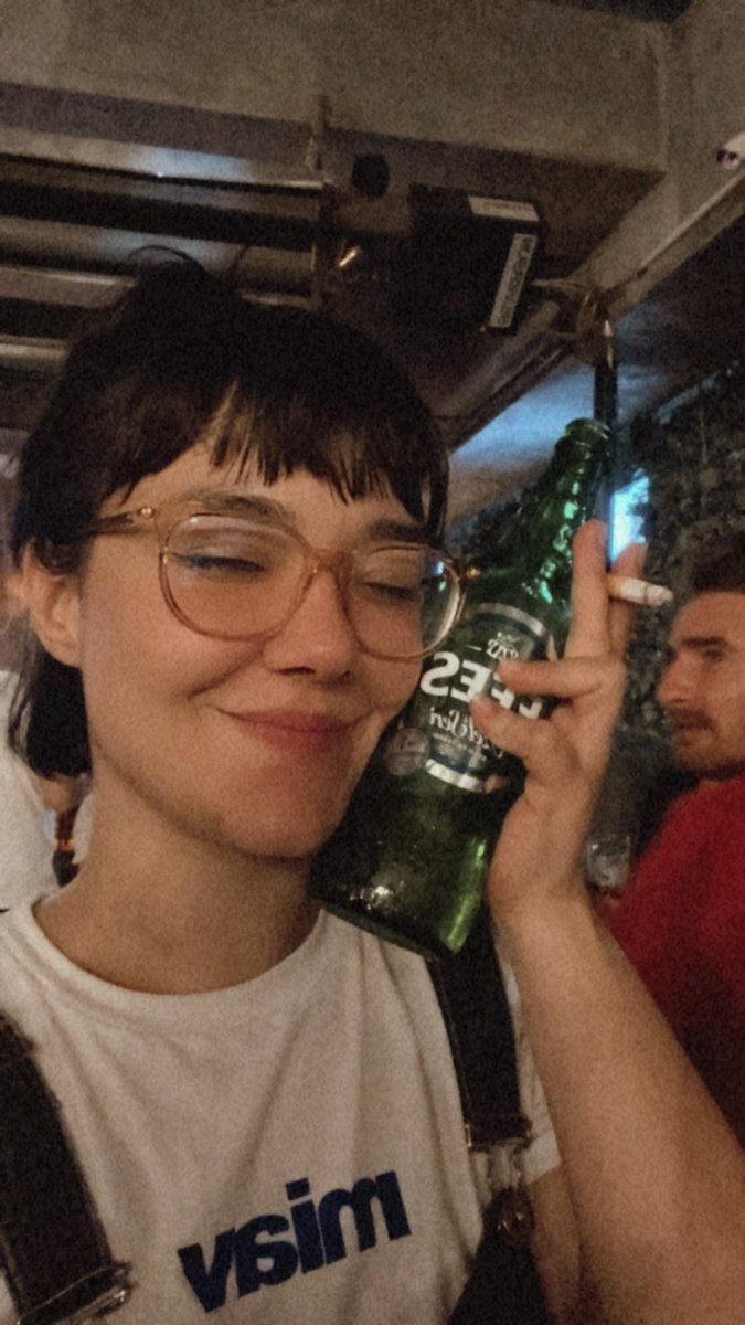 dark jeanne tweet media