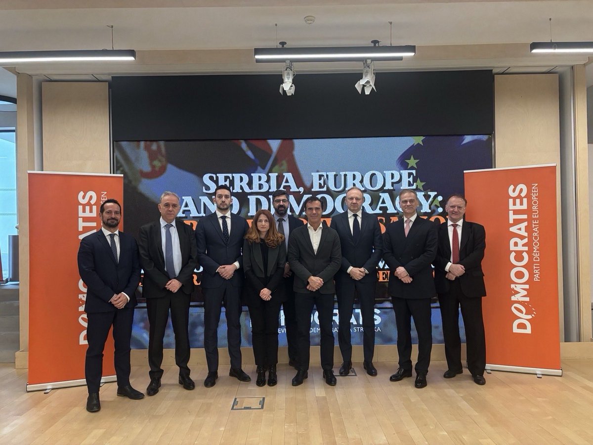 SRBIJA CENTAR SRCE tweet media