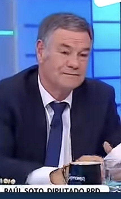 El Poeta del Corazón❤️ tweet media