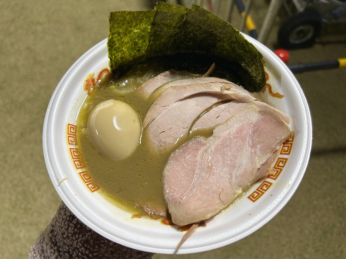 ひまさぶ tweet media