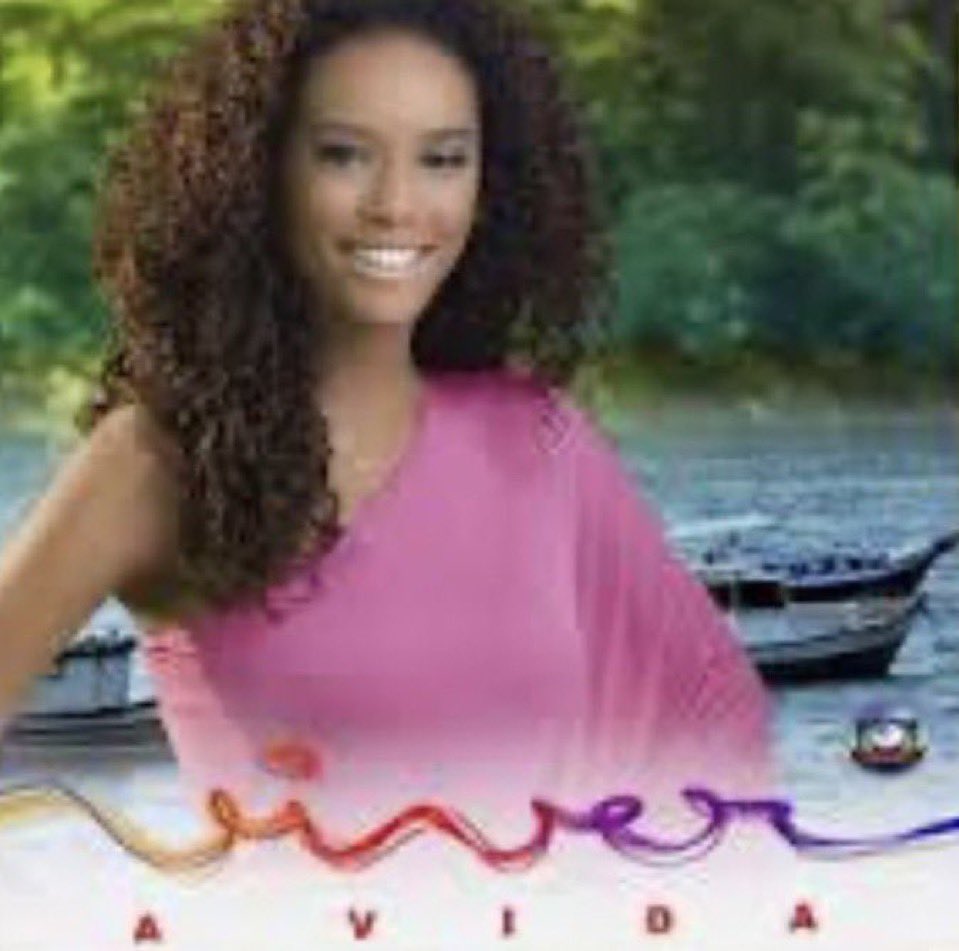 Fui num rodízio de vinhos.
E depois da décima taça o pessoal começou a ficar claramente incomodado com o fato deu não parecer bêbada e estar consciente kkkkkkkkk

Bebi 14 taças