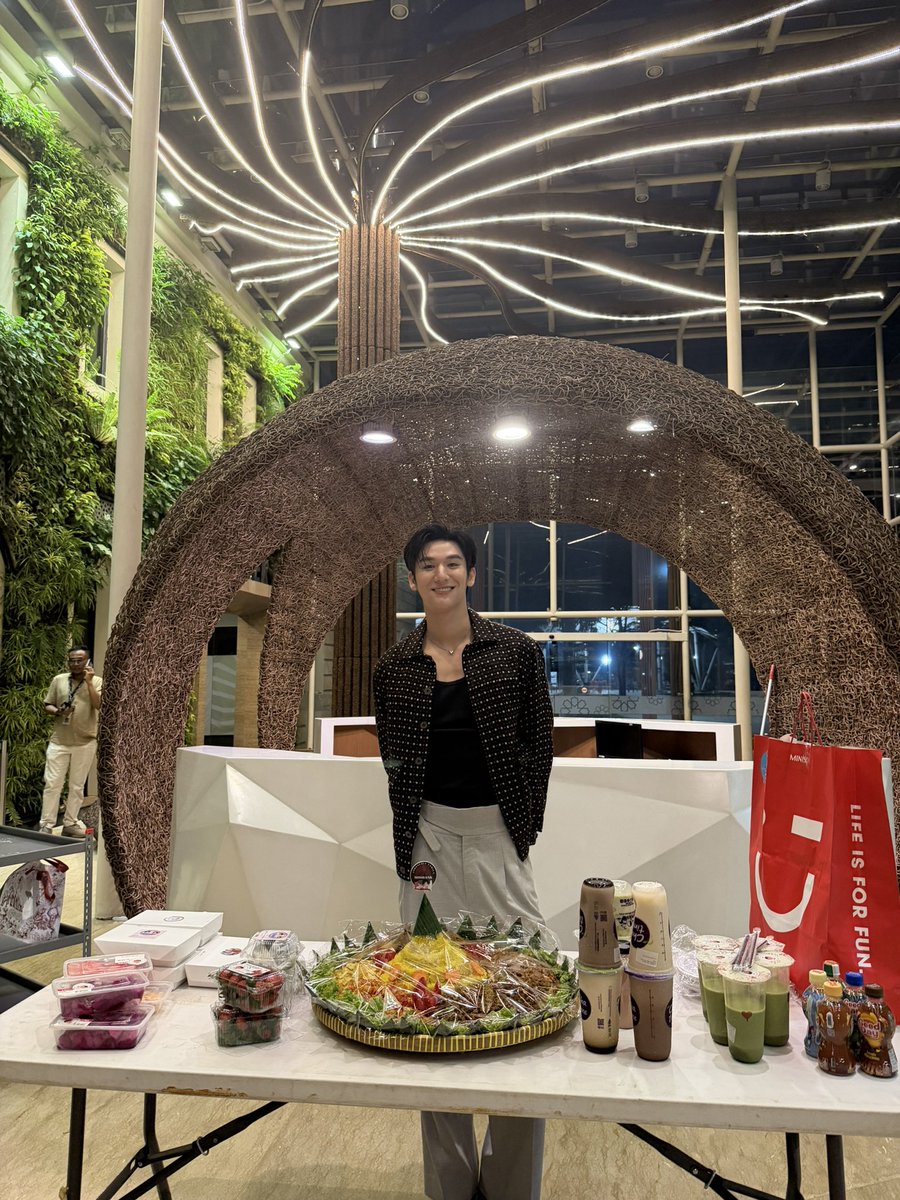 moslhong tweet media