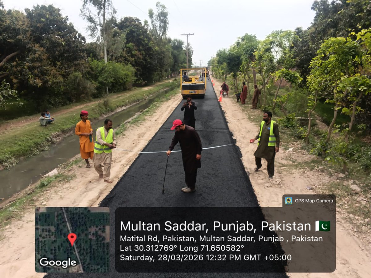 cwdpunjab's tweet photo. #سوہنے_پنڈ_سوہنیاں_راہنواں #سڑکیں_بحال_پنجاب_خوشحال
Under Chief Minister @MaryamNSharif Local Roads Program, Restoration of road from 𝐀𝐝𝐝𝐚 𝐌𝐚𝐭𝐢𝐭𝐚𝐥 𝐭𝐨 𝐏𝐮𝐥𝐥 𝐒𝐲𝐞𝐝 𝐖𝐚𝐥𝐢, District #Multan #roadrestorationprogram #localroadsprogram #PunjabProgress #BuildingPunjab #roadinfrastructure #DevelopingPunjab