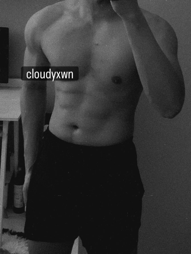 Pop Ice Vanilla Blue tweet media