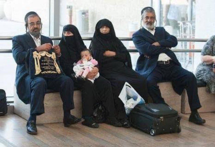 JamaicanHelmet's tweet image. Guess who lives in this place ? #haredim Haredi burqa sect . #haredi