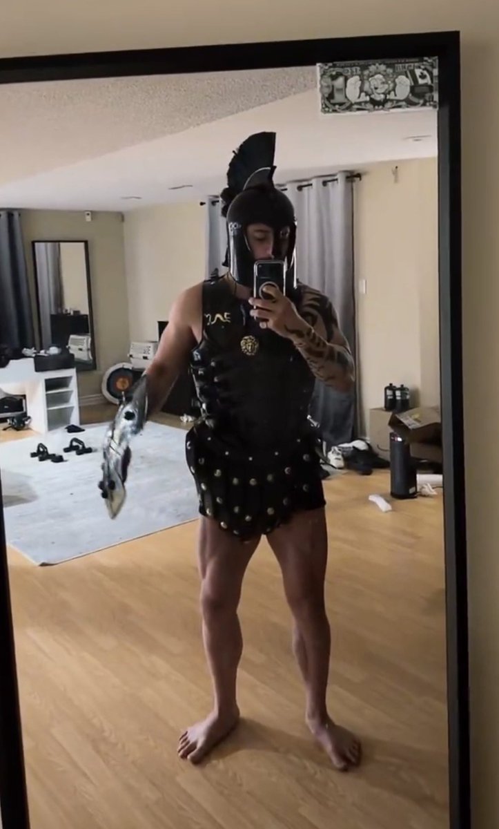 Karen چپول شناس tweet media