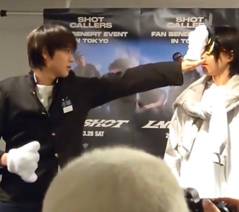 neverletnini's tweet image. สองคนนี้มันจะไม่มีใครยอมใครเลยดิ5555555555555