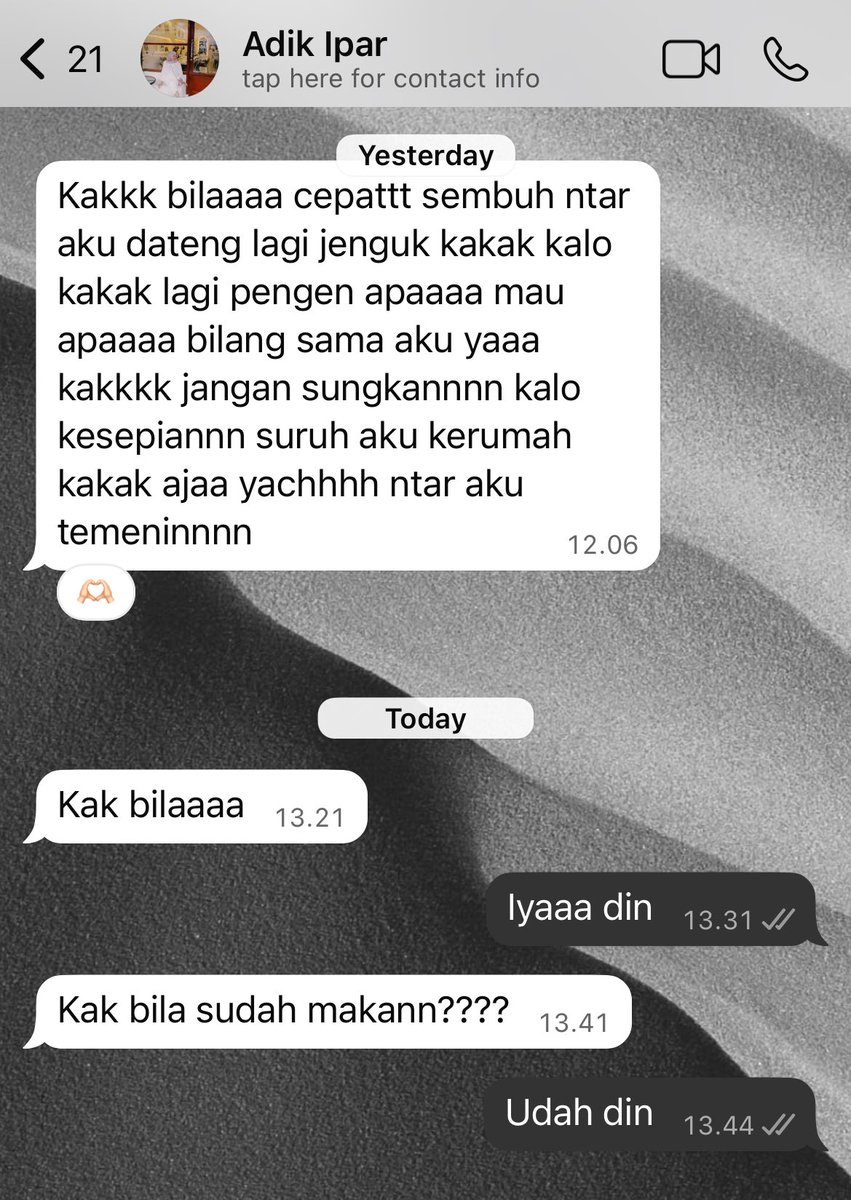 nabilrna's tweet photo. Kalau tidak dibalas oleh orang yang sama, bisa jadi dibalas oleh orang yang berbeda. https://t.co/NUbC5fBDgf