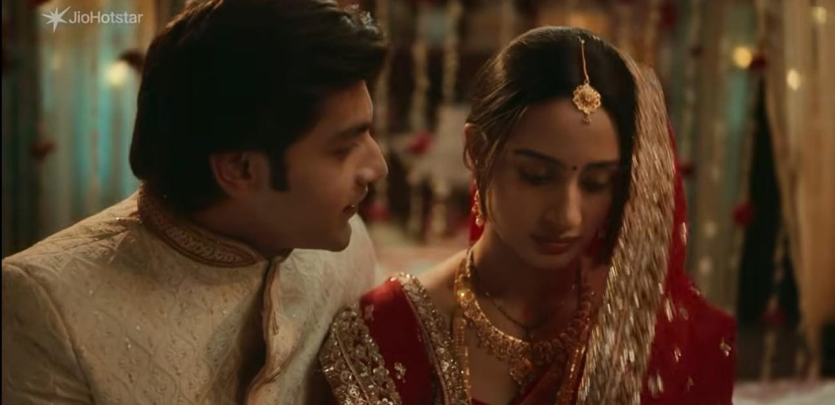 Snehaa_write's tweet photo. Men really out here saying “apni biwi ke saath bhi sex nahi kar sakte kya?” like bro… NOT WITHOUT CONSENT. It’s that simple. #Chiraiya https://t.co/gbNSNLtfBw