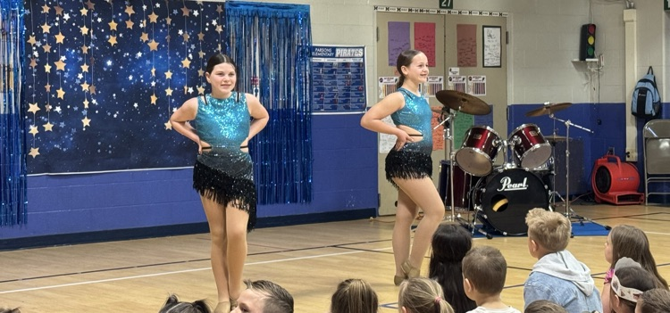 superGSD's tweet photo. So much talent and enthusiasm on display at this year's Parsons talent show! #InMarauderCountry https://t.co/QiUzlqvPB9