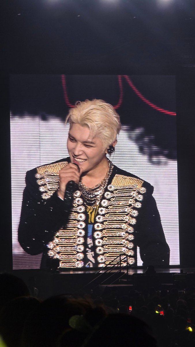 พิลุ้ง ซอ tweet media